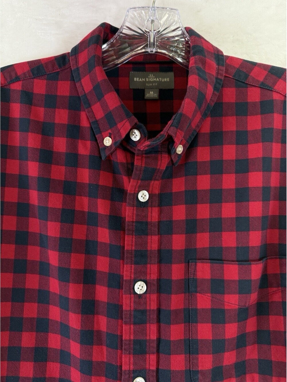 LL Bean Signature Medium Mens Shirt Red Plaid Long Sleeve Oxford Cloth Button Up